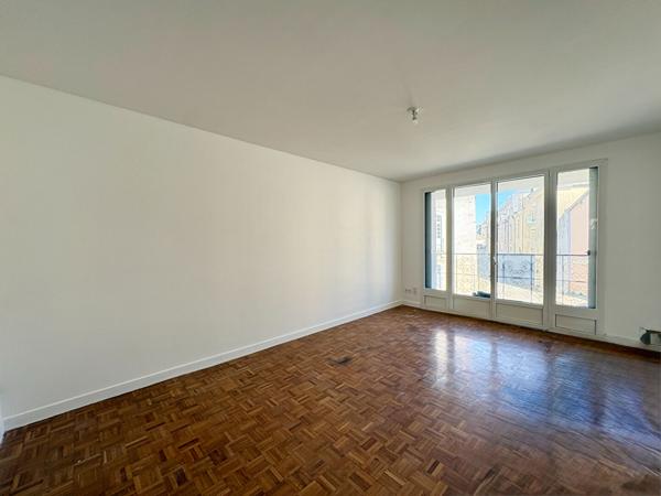 MAISON DE T4 - SECTEUR CHATEAU-GONTIER