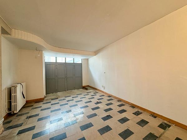 MAISON DE T4 - SECTEUR CHATEAU-GONTIER