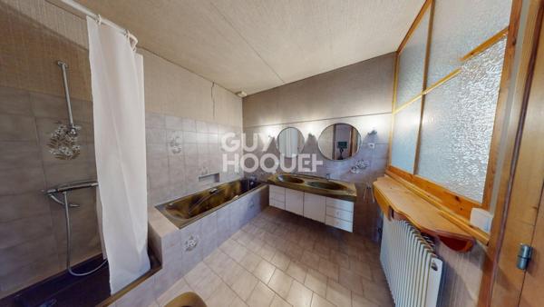 DEUX maisons mitoyennes 10 pièces