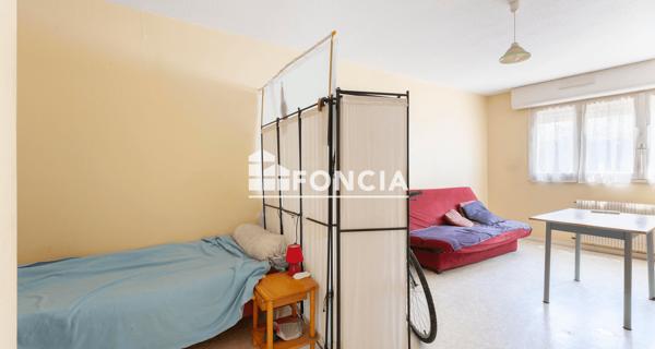À vendre Studio 33.68 m² - Mont-de-marsan 40000