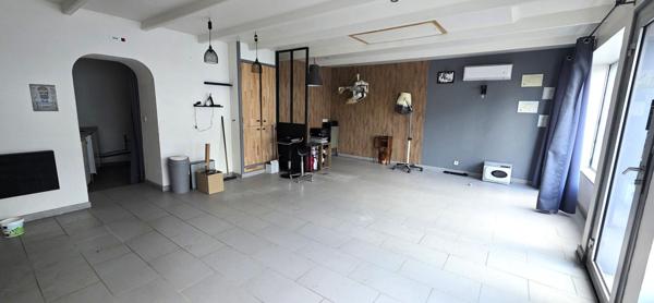 MONTOIR DE BRETAGNE - MURS COMMERCIAUX INDEPENDANTS 47 m²