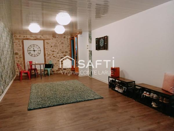 Un havre de paix rénové avec soin, au coeur d'un village dynamique