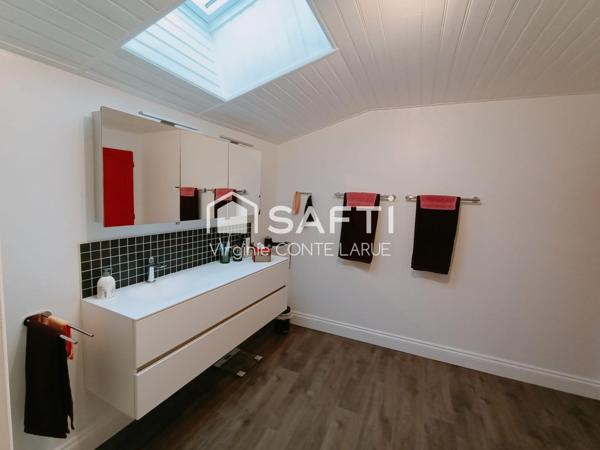 Un havre de paix rénové avec soin, au coeur d'un village dynamique