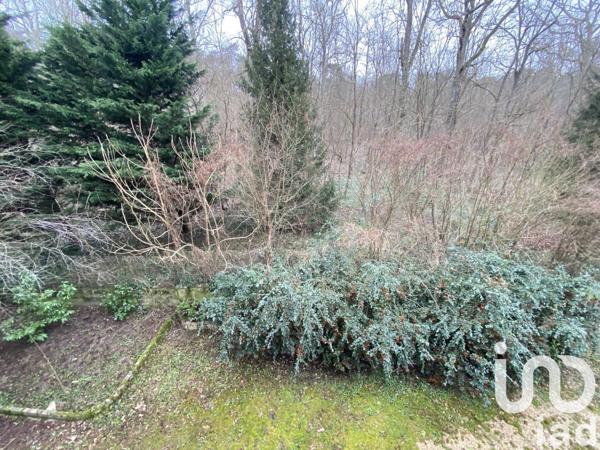 Maison 7 pièces de 242 m² à Saint-Pierre-lès-Nemours (77140)