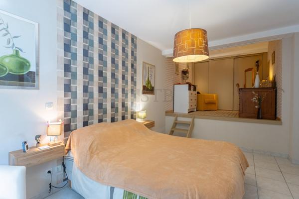 Maison familiale avec piscine et vue exceptionnelle