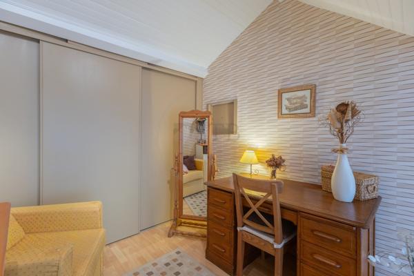 Maison familiale avec piscine et vue exceptionnelle
