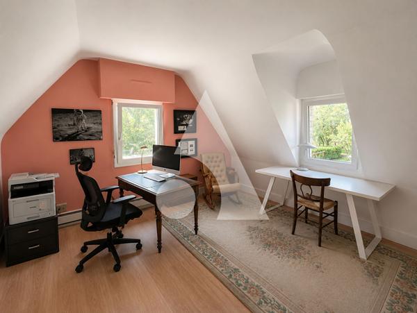 Maison 9 pièces 230 m2