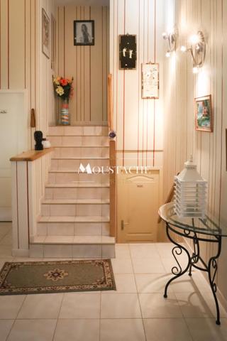 AGRÉABLE MAISON/ VILLA - 1KM PLAGE & 500M COMMERCES -