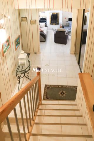 AGRÉABLE MAISON/ VILLA - 1KM PLAGE & 500M COMMERCES -