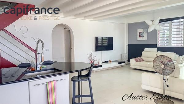 Villa T4 de 150 m2 et sa dépendance T3 de 100 m2 vue mer