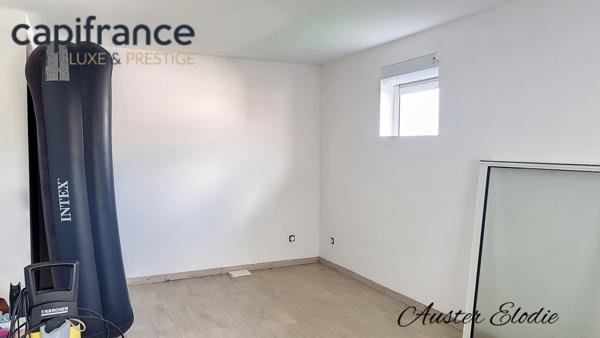 Villa T4 de 150 m2 et sa dépendance T3 de 100 m2 vue mer