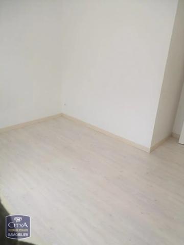 Appartement à louer 2 pièces 39.21m² Calais (62100)