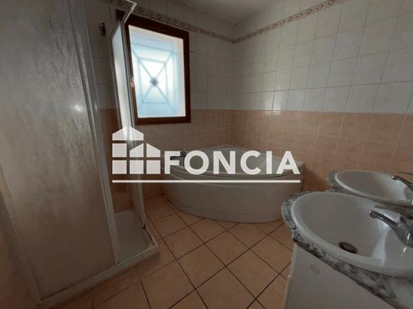 Location Maison 4 pièces 105 m² - 11 LA LAMANE Saramon 32450