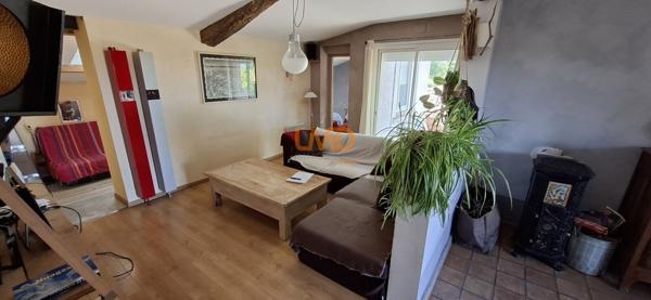 Villa T3 dans la garrigue avec vue