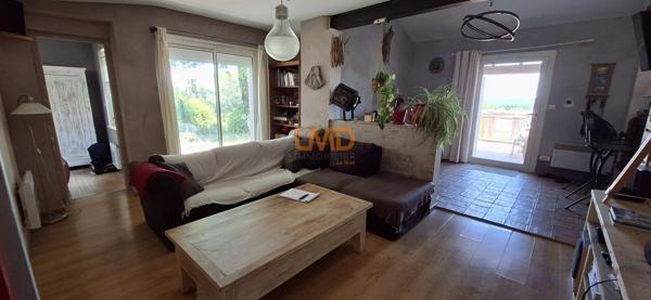 Villa T3 dans la garrigue avec vue