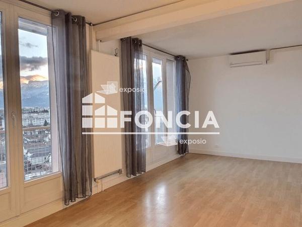 Location Appartement 4 pièces 67 m² - LES SAPINS BLEUS Saint Martin D Heres 38400