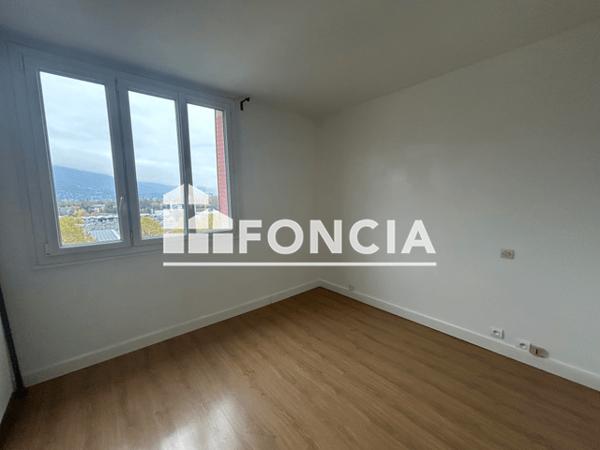 Location Appartement 3 pièces 66.95 m² - LES SAPINS BLEUS Saint Martin D Heres 38400