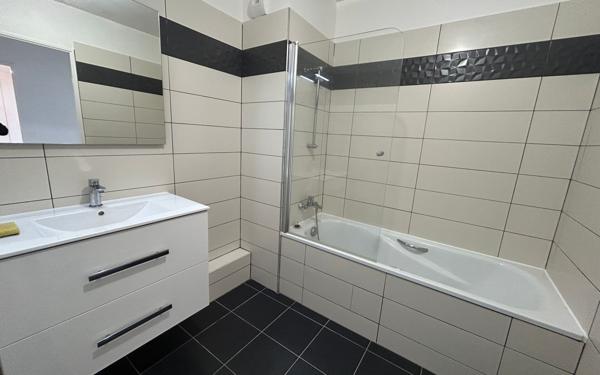 Appartement à louer    3 pièces • 74,29 m2 Le Plessis-Robinson