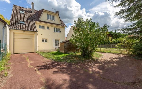 Maison à vendre    7 pièces • 154,84 m2 Montgeron