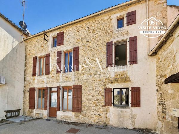Maison de ville : 6 chambres, piscine et jardin
