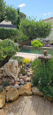 Camaret-sur-Aigues (84850) MAS DE VILLAGE 8 PIECES 220 M²