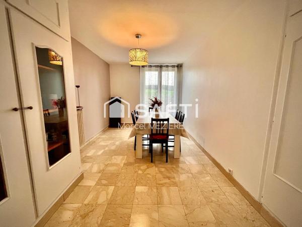 Très bien situé! Pas de vis à vis....