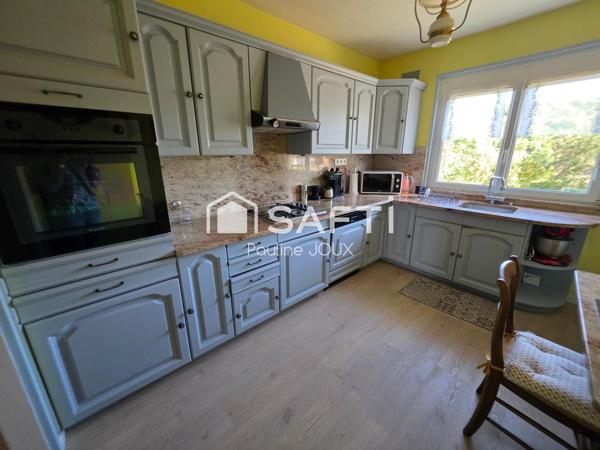 Maison individuelle 5 pièces sur sous-sol complet avec jardin clos