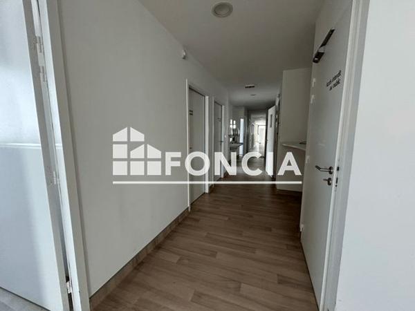 Location Local commercial 10 pièces 156 m² - ZAC STE ANNE BATIMENT B Sorgues 84700