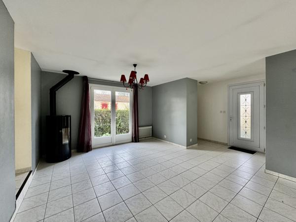 Vairé (85150) L'Opportunité à Saisir à Vairé ! Votre Vie entre Plages et Sérénité