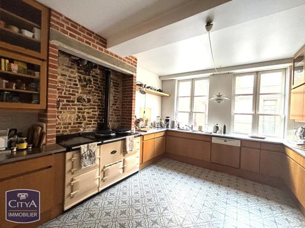 Maison à vendre 15 pièces 588.6m² Arras (62000)