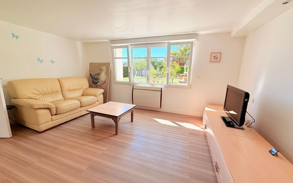 Maison à vendre    5 pièces •  Surgères