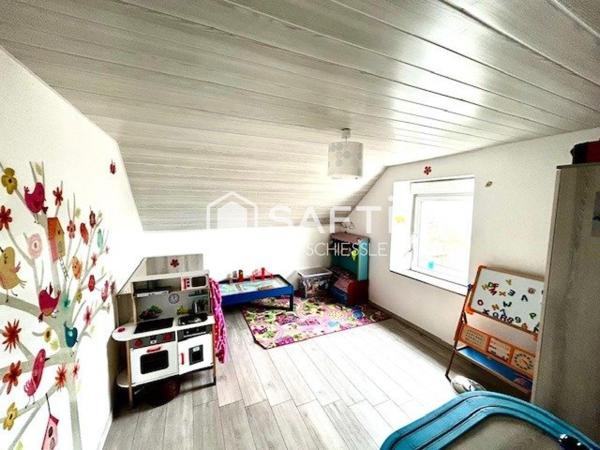 Maison rénové T5 , 3 chambres