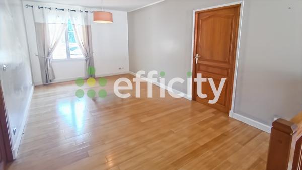 Maison 5 pièces - 135 m² Exclusivité efficity