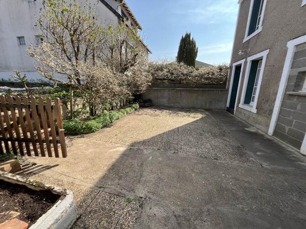 Maison à vendre |  Châteaumeillant |  6 pièces | 130 m²