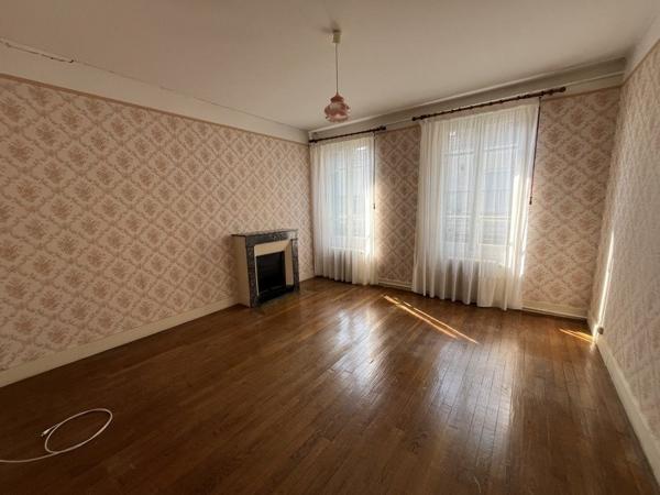 Maison à vendre |  Châteaumeillant |  6 pièces | 130 m²