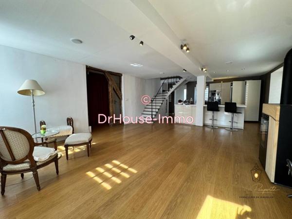 Maison à vendre 8 pièces de 230 m²