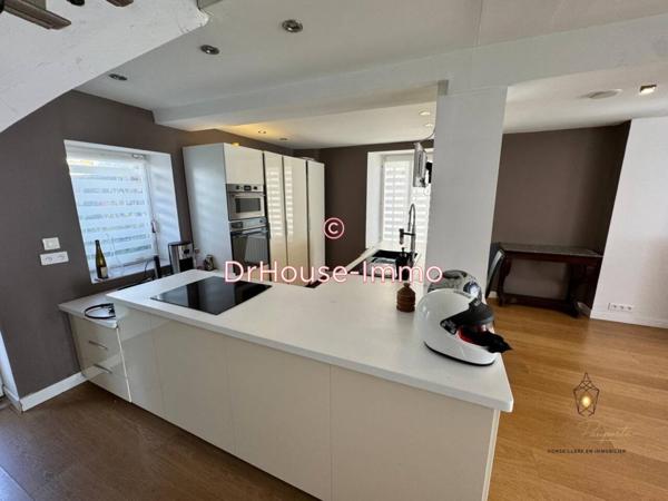 Maison à vendre 8 pièces de 230 m²