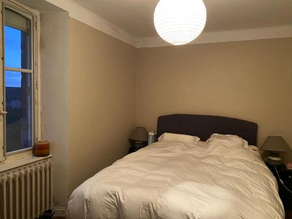 ENSEMBLE DE DEUX MAISONS