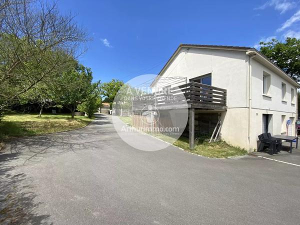 Vente                                                      Maison
                        
                     8 pièces                      200 m2                     à Pornic