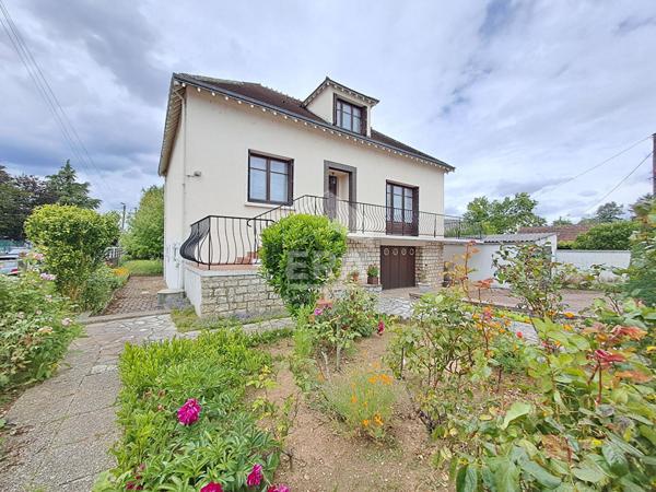 Maison à vendre T5 - Blois - Maison familiale à fort potentiel, 4 Chbs, SS, 2 garages, jardin