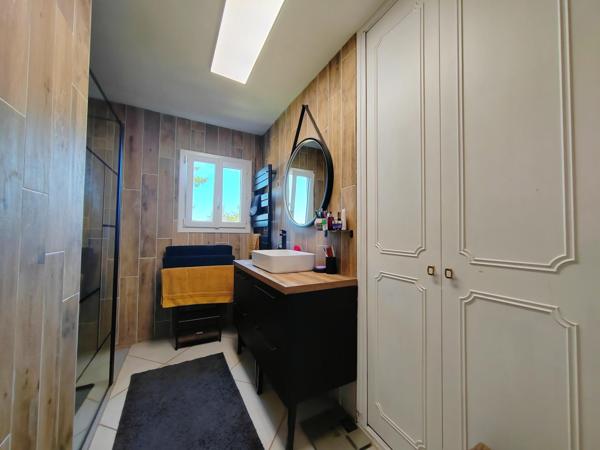 Plain-pied de 130 m² sur une parcelle de 3000 m²