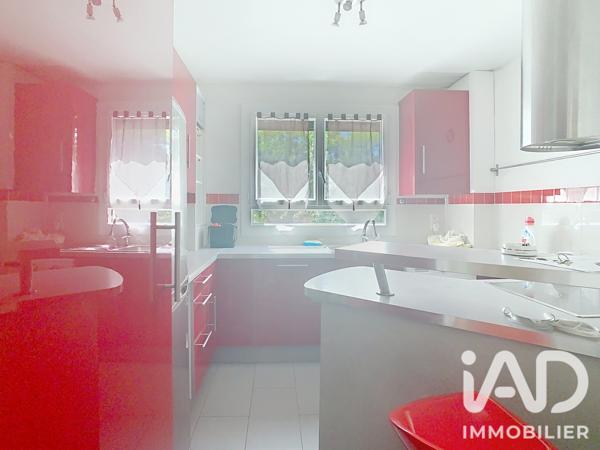 Location appartement 3 pièces 75 m² Sainte-Geneviève-des-Bois