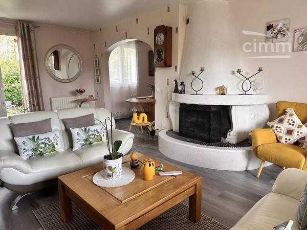 À Vendre – Belle maison familiale de 120 m² environ avec parc boisé de 2 982 m² – Congis-sur-Thérouanne