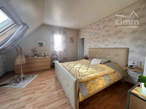 À Vendre – Belle maison familiale de 120 m² environ avec parc boisé de 2 982 m² – Congis-sur-Thérouanne