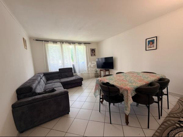 Appartement Pontoise 3 pièce(s) 64 m2 164 000 € **  - Référence  11271