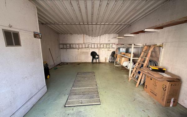 Maison à vendre    4 pièces •  Loyettes