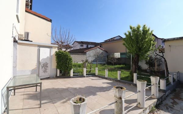 Maison à vendre    4 pièces •  Loyettes