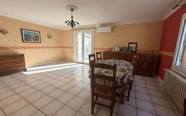 Maison à vendre    4 pièces •  Loyettes