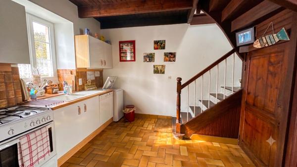 Fouesnant, Beg-Meil, Emplacement exceptionnel ! Maison 2 chambres bourg et plage a pieds.