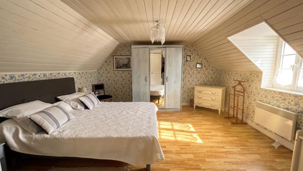 Fouesnant, Beg-Meil, Emplacement exceptionnel ! Maison 2 chambres bourg et plage a pieds.